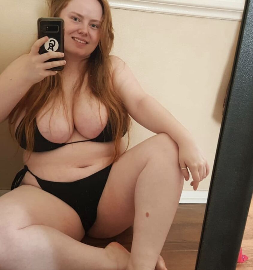 BBW Ariel  2 of 20 pics