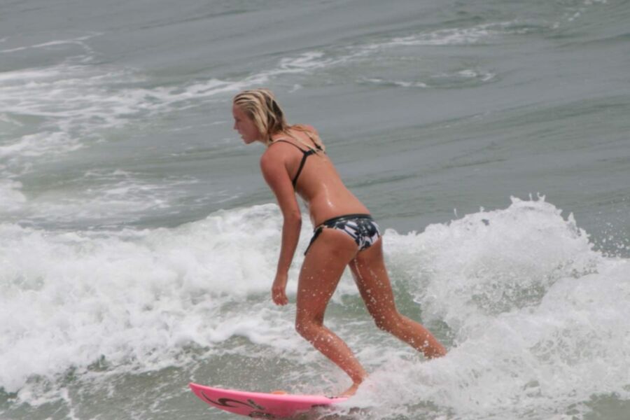 Surf Girl 7 of 43 pics