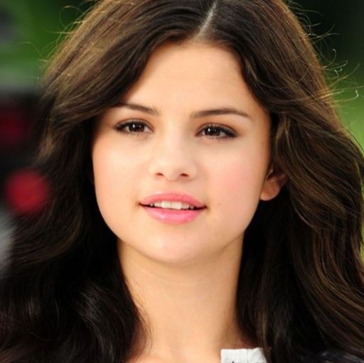 sweet teen Selena Gomez again 16 of 35 pics