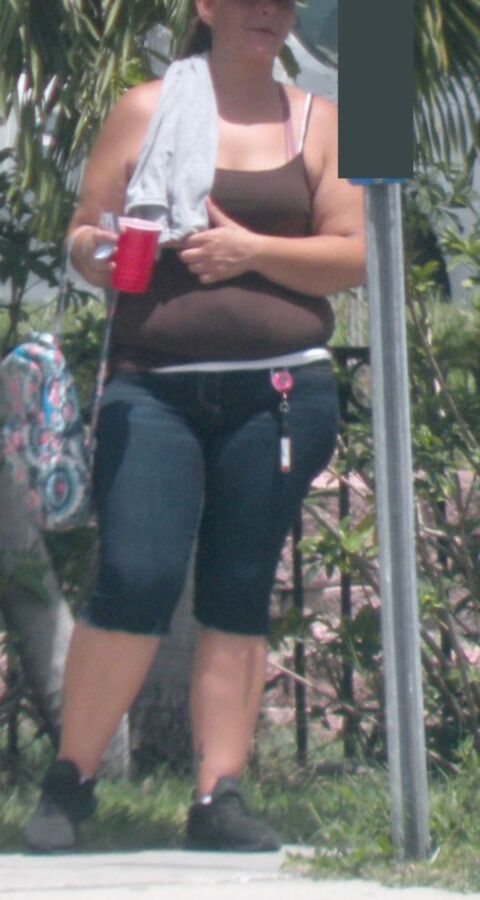 FL stuffed chubby hottie waiting for bus BELLY OVERHANG & HOT! 24 of 28 pics