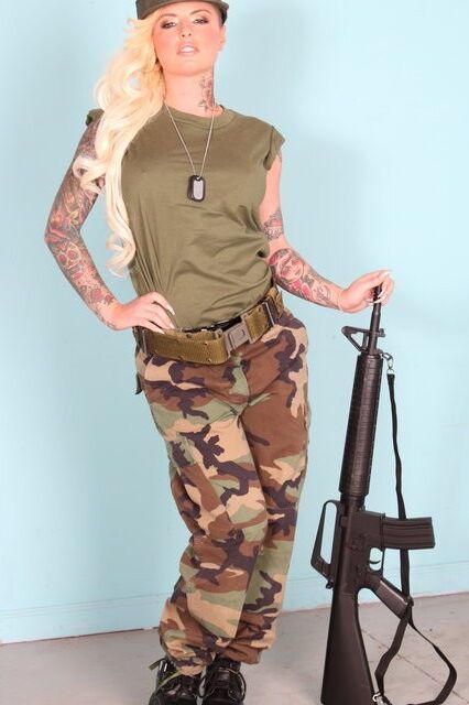 Army whore Christy Mack 12 of 481 pics