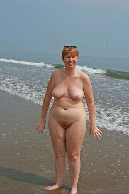 Mature shorthair blonde on the beach 6 of 6 pics