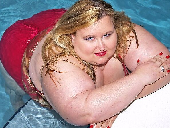 rhfg - bbw chanel - red tankini 14 of 89 pics