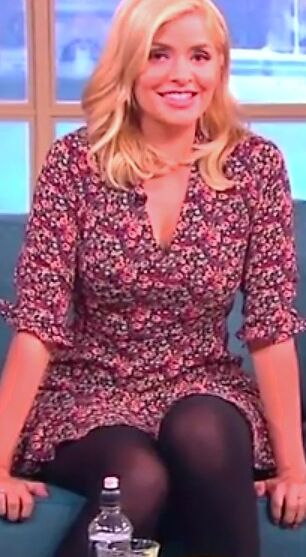 holly Willoughby wearing tights  20 of 21 pics