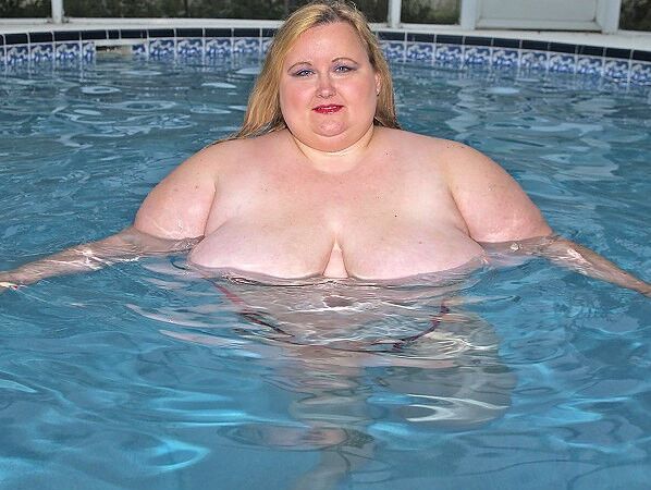 rhfg - bbw chanel - red tankini 17 of 89 pics