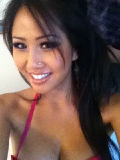 Asian Eye Candy 11 of 32 pics