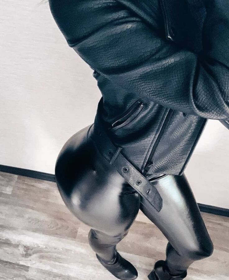 These Leather Leggings 6 of 89 pics