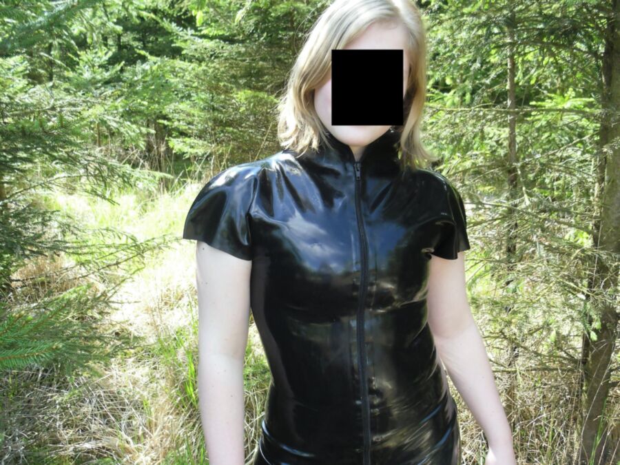 A Sunny Rubber day 3 of 12 pics