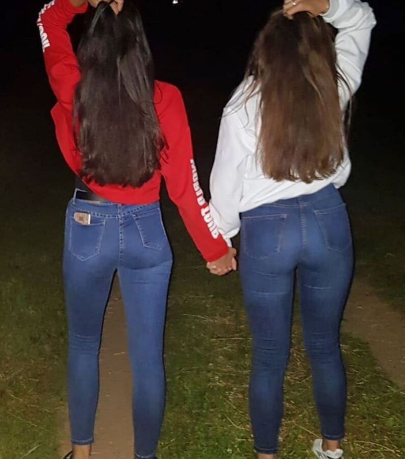 German Teens With Ass 12 of 14 pics