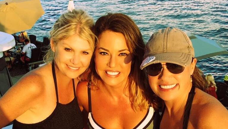 Robin Meade HLN Secret Bikini Stash 10 of 15 pics