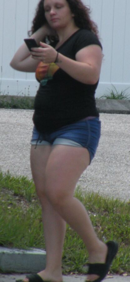 FL Chunky sweet young mom in short shorts CHUBBY bbw plump 15 of 18 pics