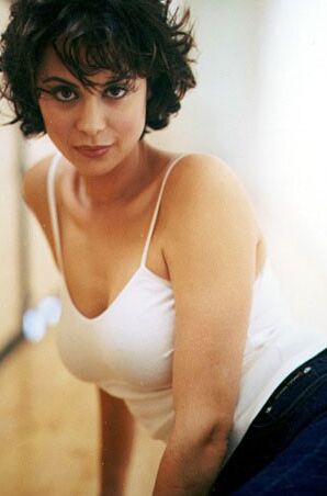 Celebs - Catherine Bell 4 of 60 pics