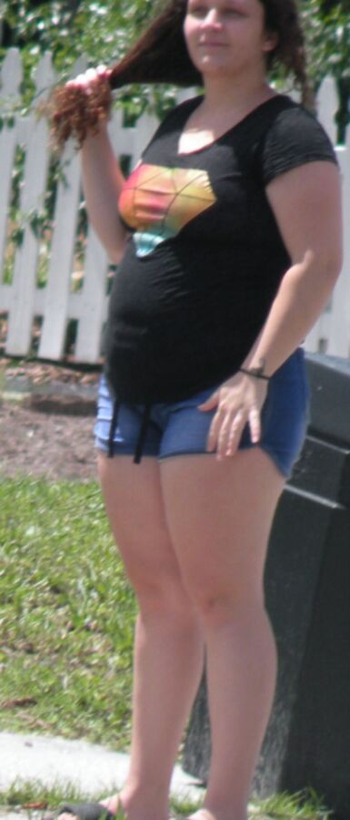 FL Chunky sweet young mom in short shorts CHUBBY bbw plump 6 of 18 pics