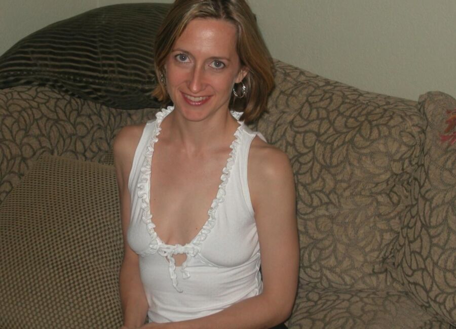 Sexy Blue-eyed wife 24 of 25 pics
