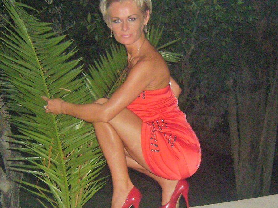 Ola - slutty polish milf in high heels, bikini and mini dress 16 of 16 pics