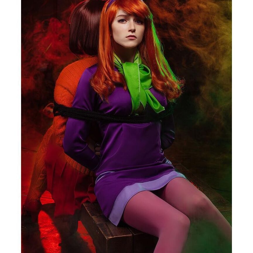 Velma Dinkley & Daphne Blake Bound 16 of 190 pics