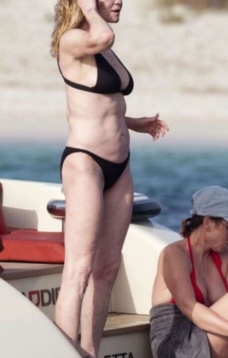 Melanie Griffith 20 of 30 pics