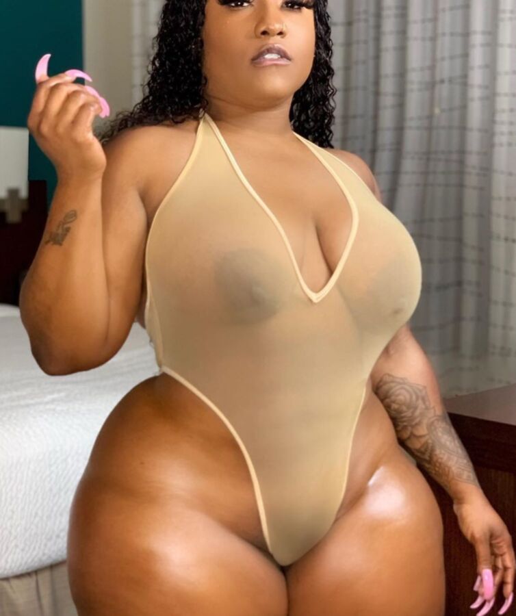 busty black mama 15 of 33 pics