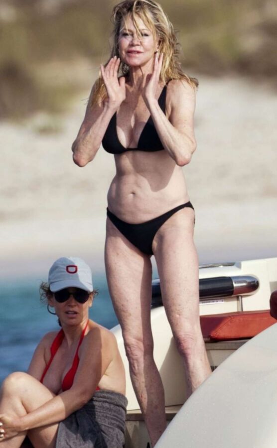 Melanie Griffith 18 of 30 pics