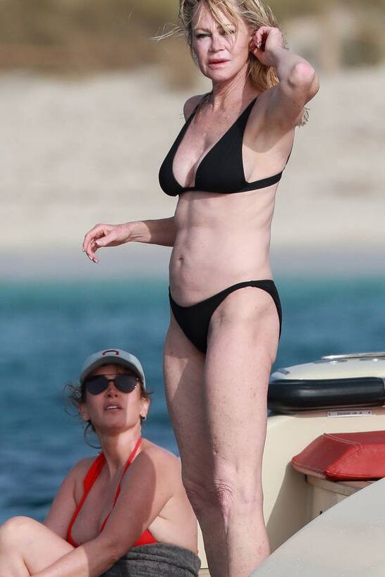 Melanie Griffith 19 of 30 pics