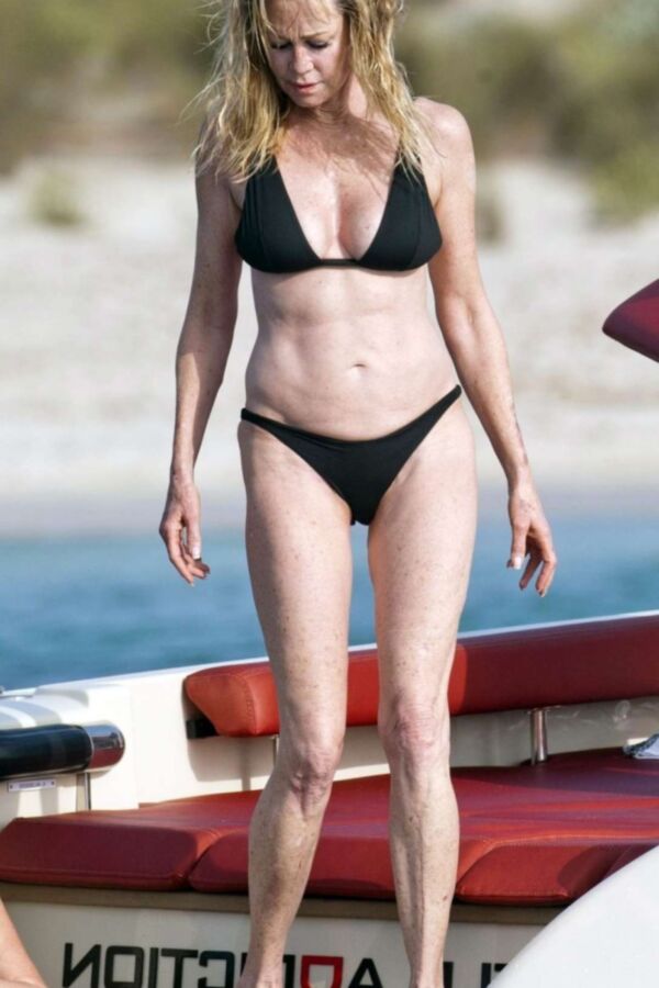 Melanie Griffith 11 of 30 pics