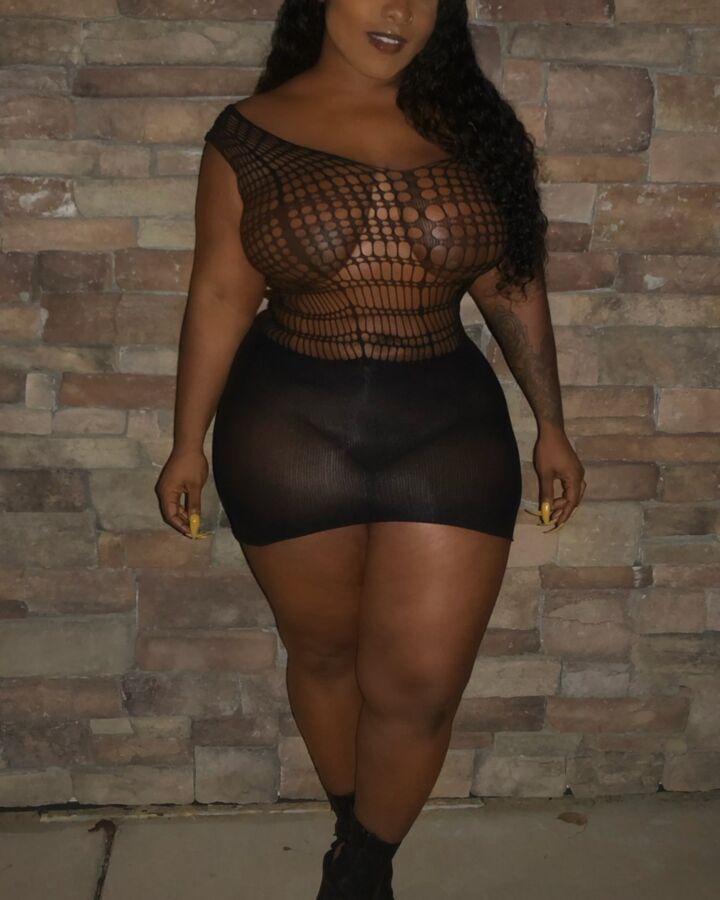 busty black mama 18 of 33 pics