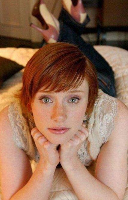 Bryce Dallas Howard sissy captions 7 of 12 pics