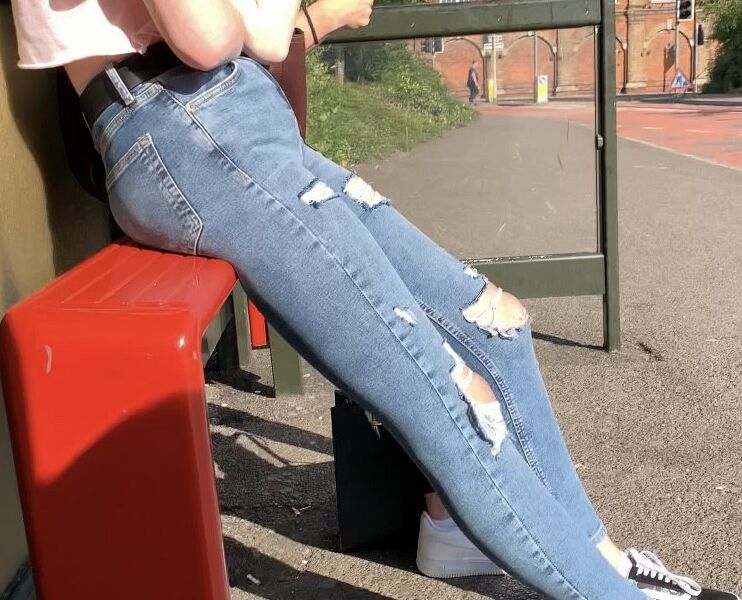 Jeans teen sitting  8 of 70 pics