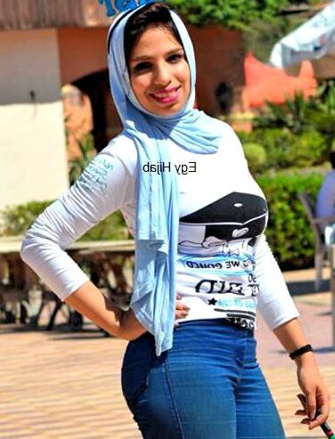 MUSLIM HIJAB SEXY LADIES  10 of 42 pics