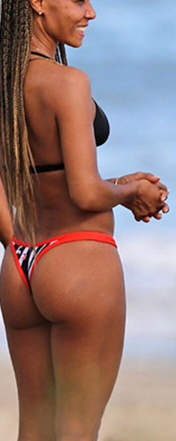 My Favorite Ebony Celebs (From Behind) 19 of 48 pics