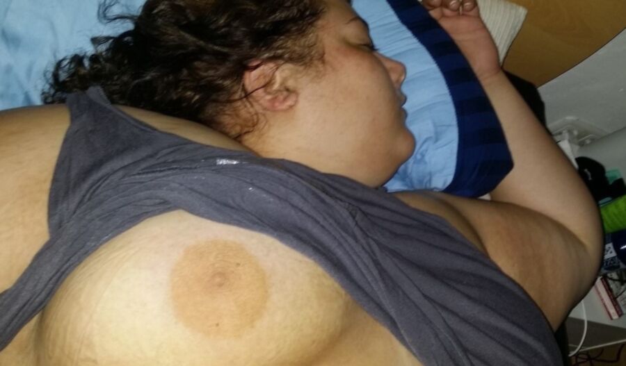 Sleeping Amateur Fat Slut Exposed 5 of 17 pics