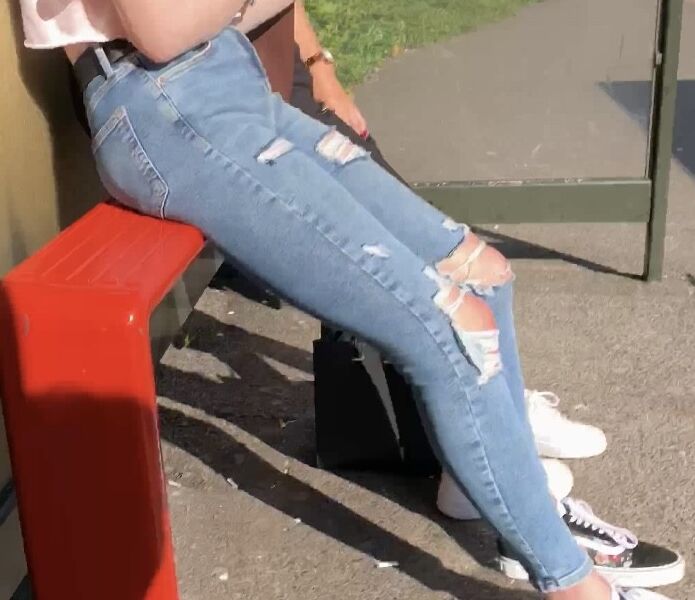 Jeans teen sitting  9 of 70 pics