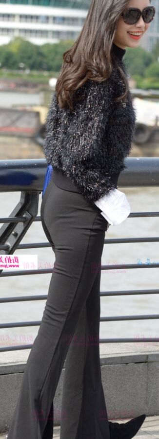 Candids: Clothes so tight, so that panties poke out (VPL) 14 of 71 pics