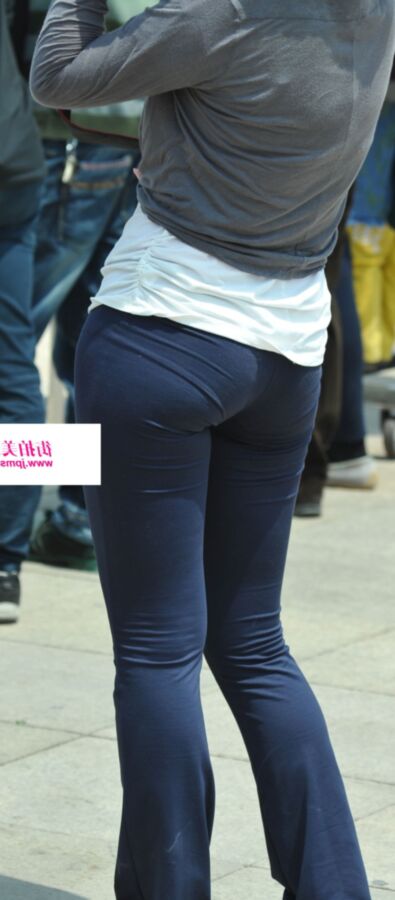 Candids: Clothes so tight, so that panties poke out (VPL) 17 of 71 pics