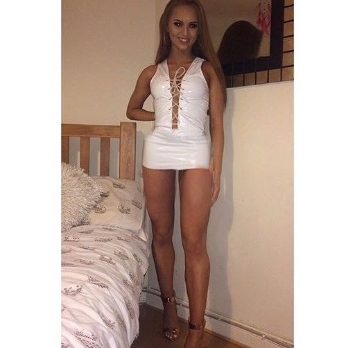 Saskia the most slutty dressing chav ever  7 of 41 pics