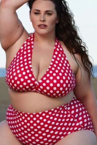 Morgan Louise - BBW American Plus Size Model  7 of 18 pics