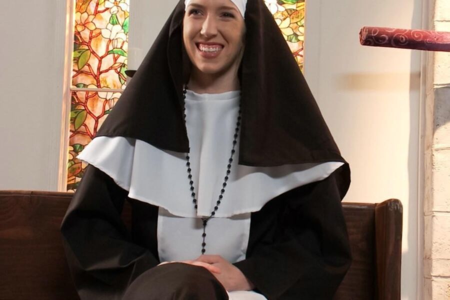 nun 3 of 25 pics