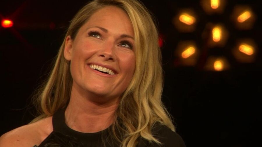 Helene Fischer (Please Fake) 21 of 32 pics