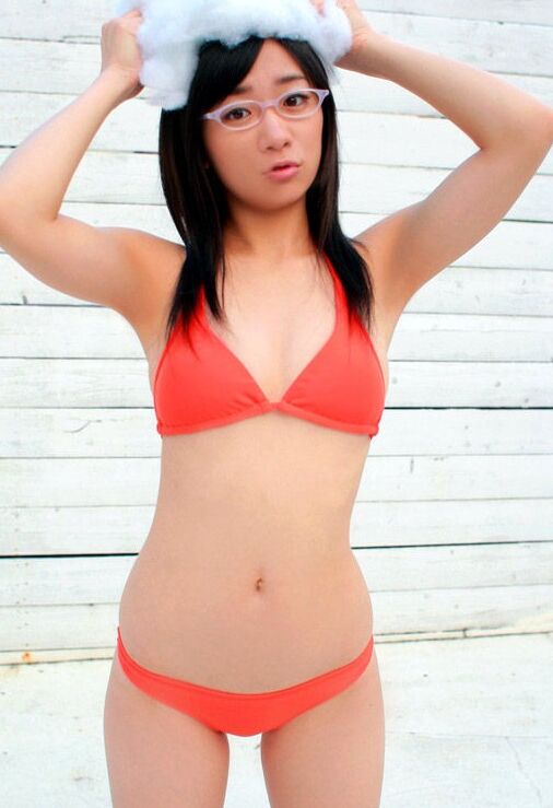 Japanese bikini girls 24 of 144 pics