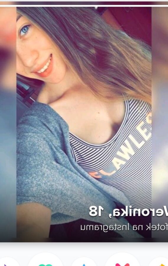 Girls from Tinder - July 17 of 100 pics