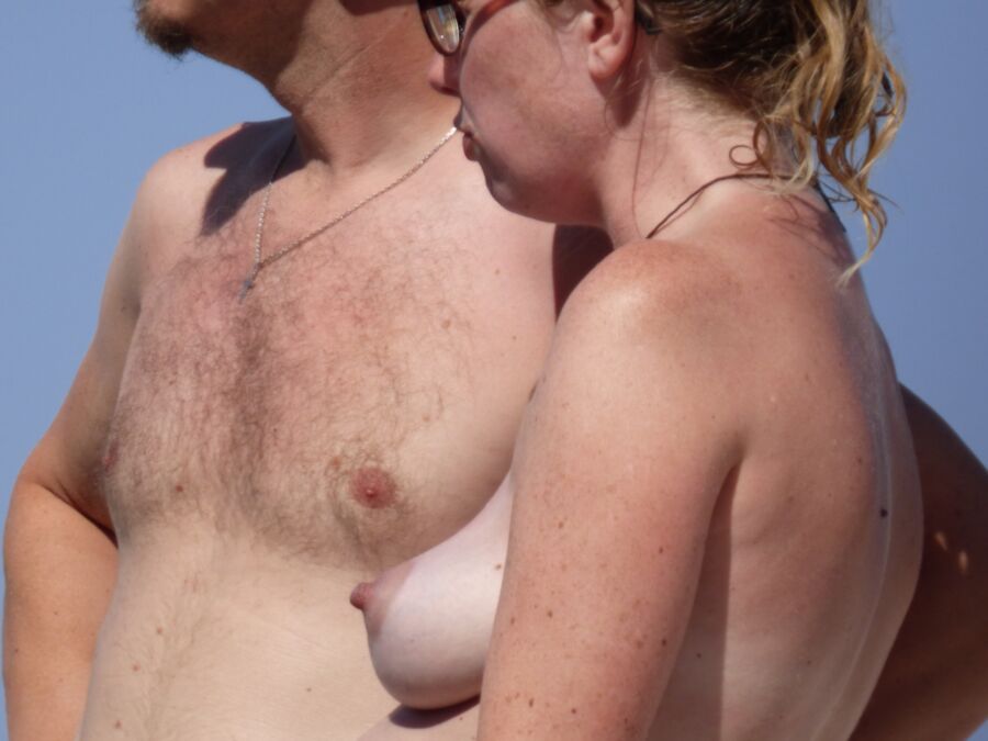 Voyeur Beach Pregnant Boobs 5 of 14 pics