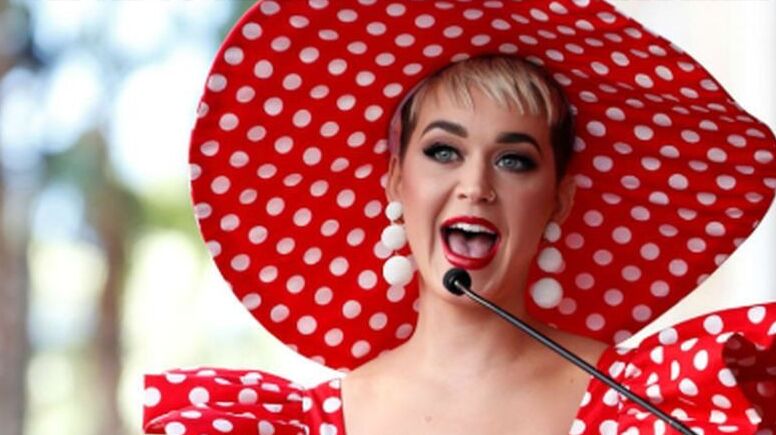 Even more Katy Perry sissy captions 8 of 12 pics