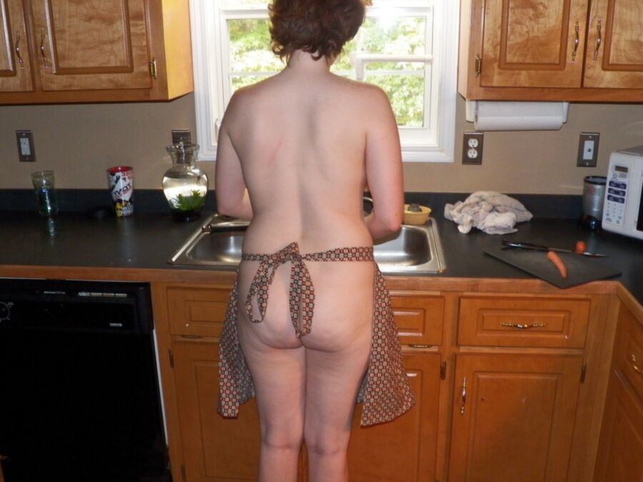 Jessica nudist pretending to cook 5 of 16 pics