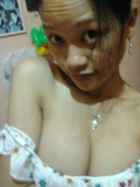 My indonesian internett prostitute   YANI. H 1 of 8 pics