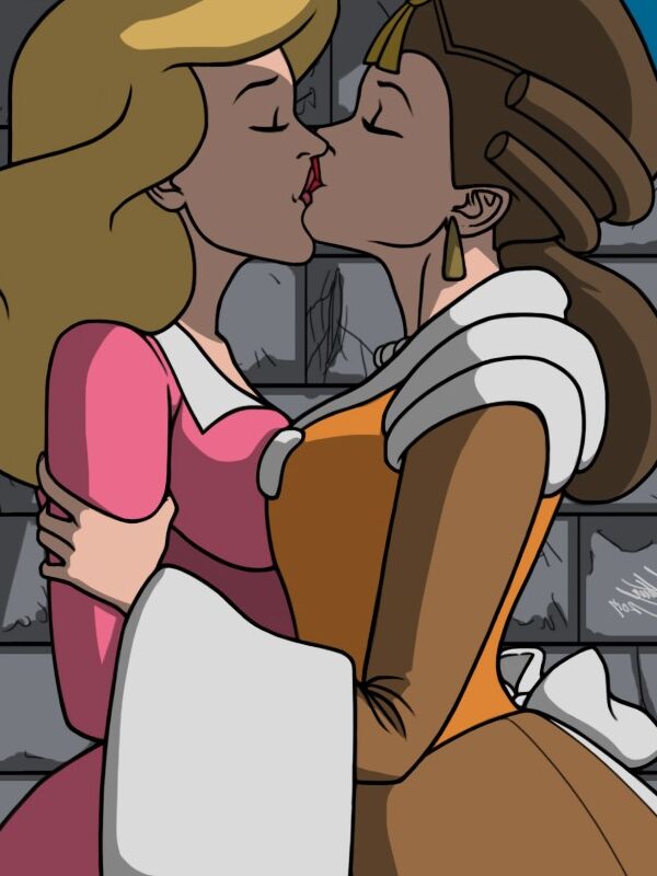 Heroines kissings 2 of 23 pics