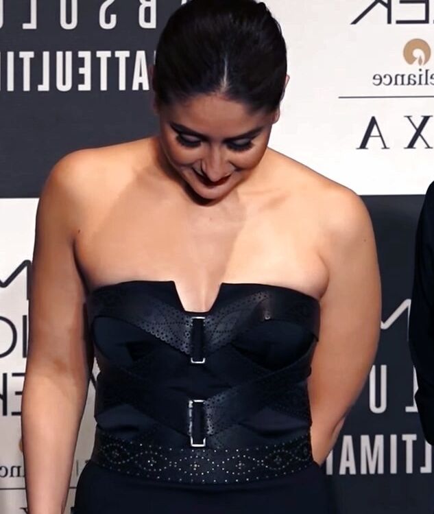 Kareena Kapoor - Stunning Indian Bollywood Celeb in a Black Gown 7 of 86 pics