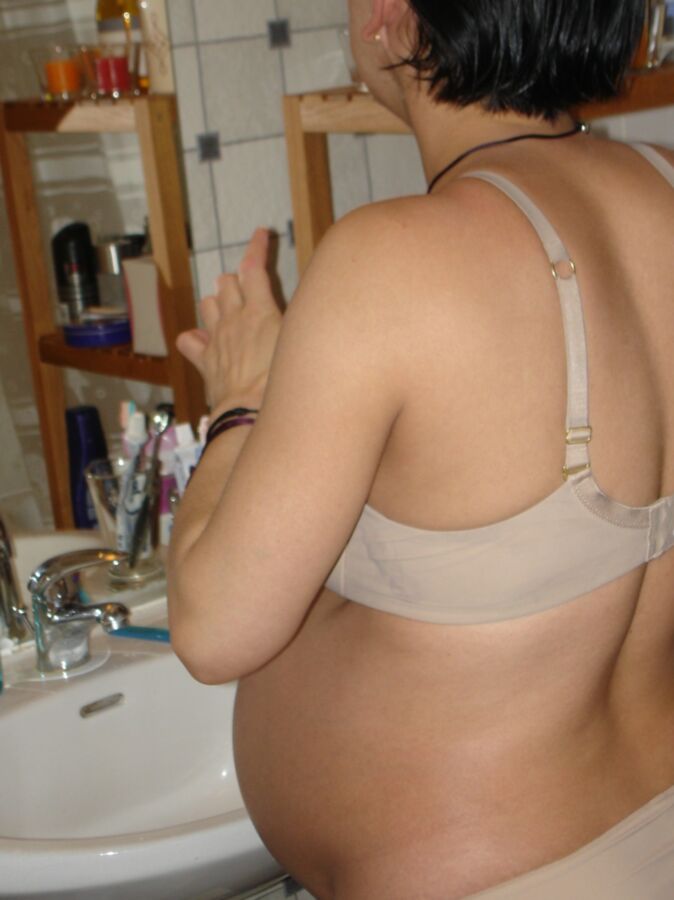 Pregnant woman with big milky tits 17 of 40 pics