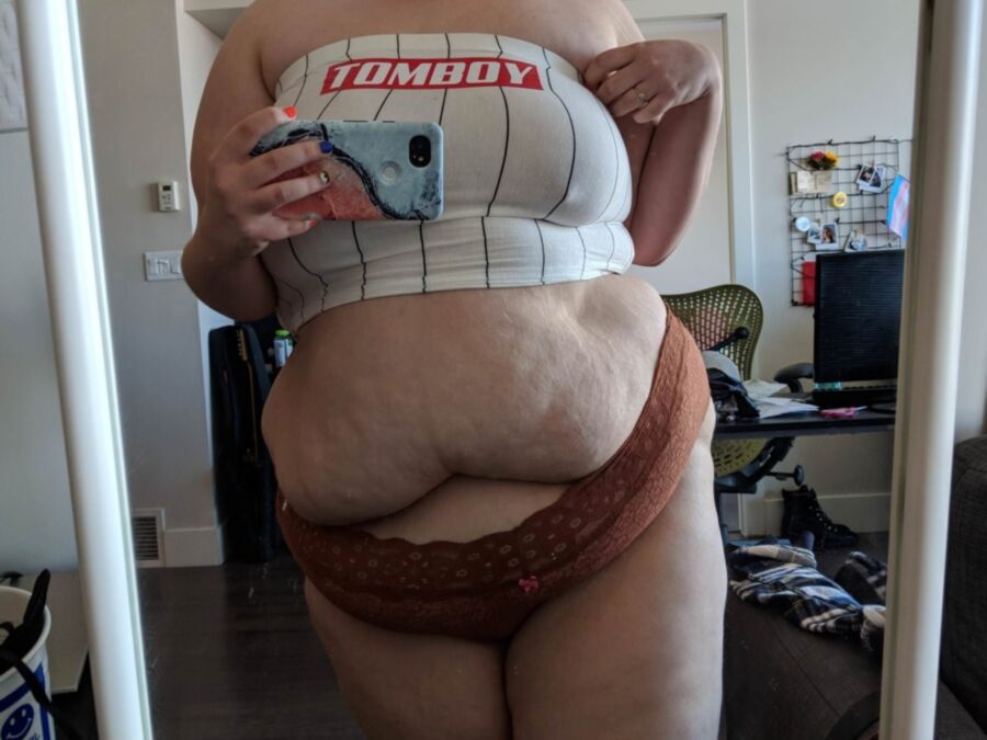 Obese Bitch (Amateur BBW) 8 of 33 pics