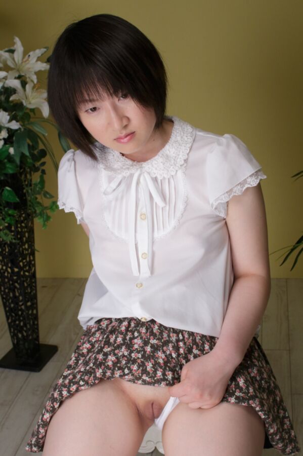 Tomoko Hosokawa 24 of 160 pics