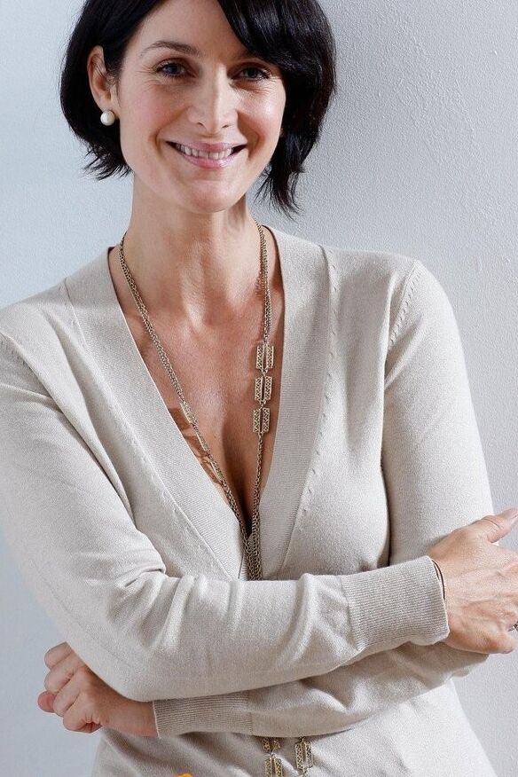 Carrie Ann Moss 4 of 71 pics